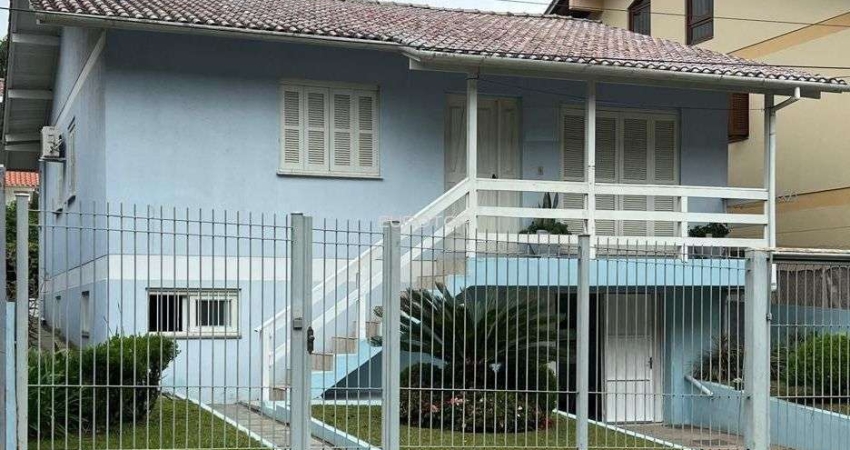 Casa com 3 quartos à venda na Rua Antônio Michelon, 189, Santa Rita, Bento Gonçalves