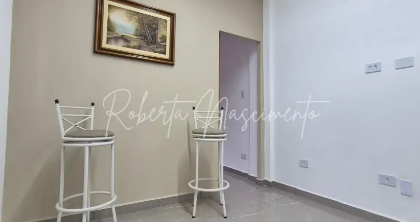 Lindo apartamento de 1 dormitório, reformado, no coração do Gonzaga!