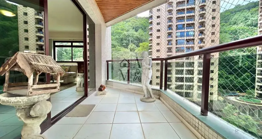 Apartamento à Venda na Pitangueiras no Guarujá | Sacada Gourmet e Piscina