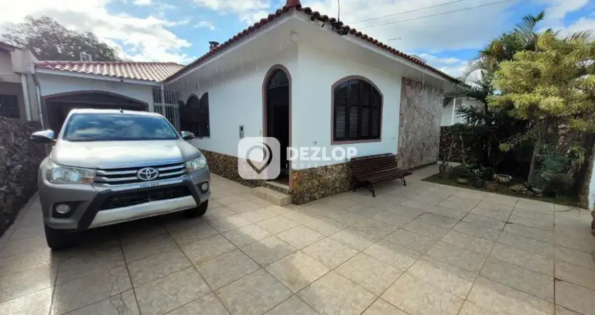 Casa com 3 quartos à venda na Rua Manoel Apolinário Ferreira, 47, Rio Caveiras, Biguaçu