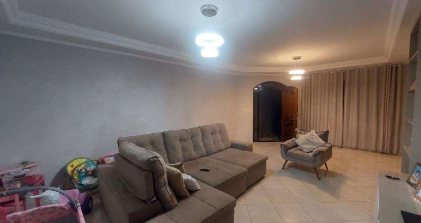 Sobrado à venda, 3 quartos, 1 suíte, 7 vagas, Nova Gerti - São Caetano do Sul/SP