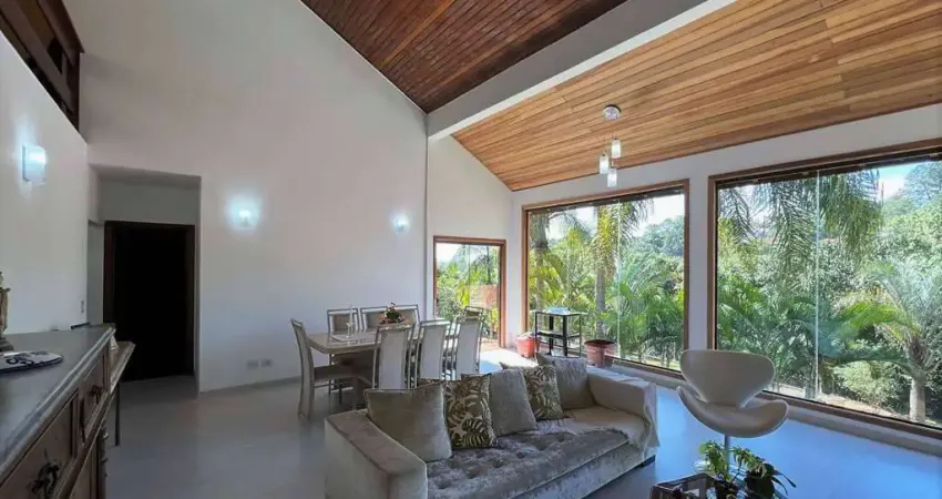 Fazendinha - 4d/2s térrea privativa. natureza, gourmet, piscina e vista!