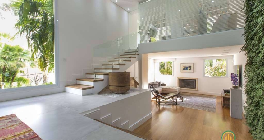 Casa Maravilhosa e impecável - 5 suites + chalé hóspedes! Em Condominio