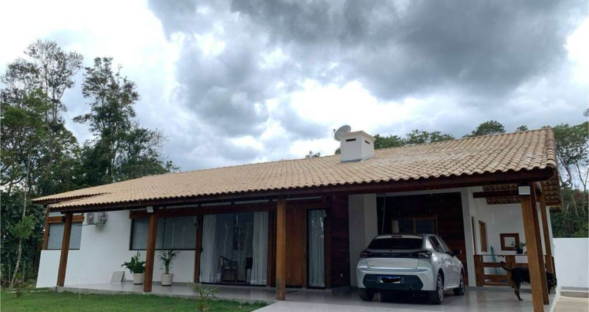Casa térrea dois domitórios amplos em terreno de 2000m