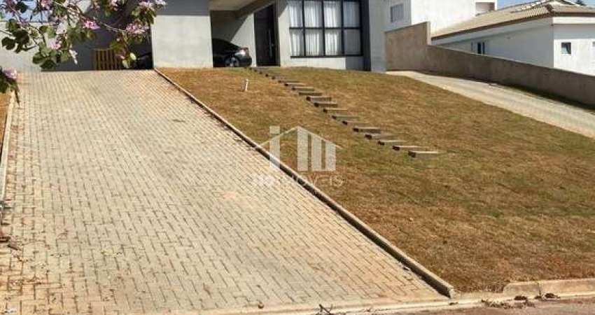 LINDA CASA 3 SUÍTES NO RESIDENCIAL MONTES CLAROS ITUPEVA