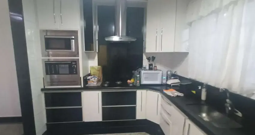 Casa com 3 quartos à venda na Rua Monte das Gameleiras, 150, Vila Ré, São Paulo