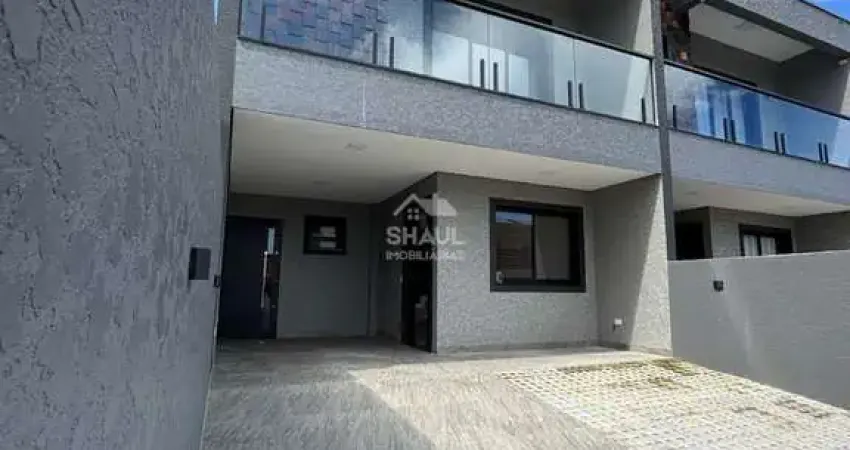 Sobrado 3 Quartos e com Piscina e Acabamento Premium PERTO DO MAR!