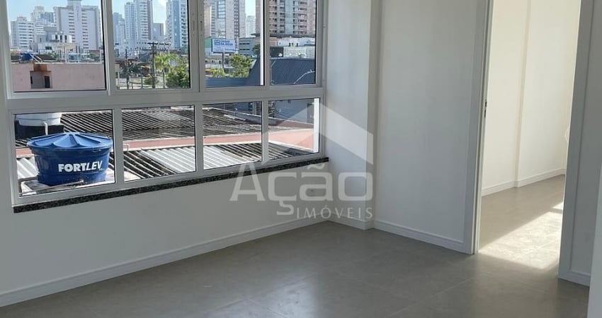 Apartamento Com 02 dormitórios no bairro Fazenda em Itajaí/SC