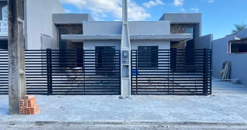 Casa com 3 quartos à venda na Avenida Paranaguá, 50, Costa Azul, Matinhos