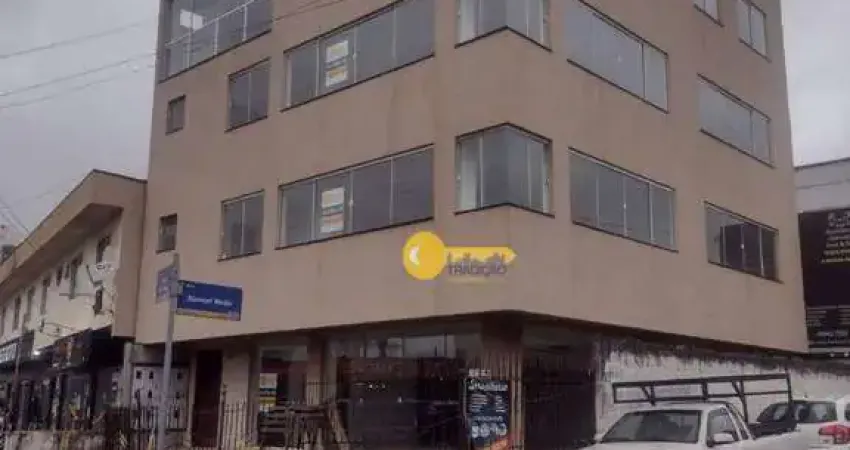 Sala comercial para alugar na Avenida Irineu Bornhausen, São João, Itajaí