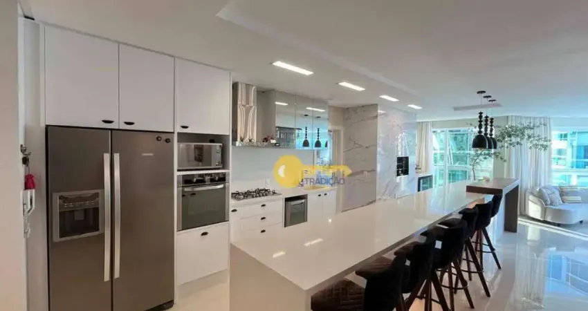 Apartamento impecável totalmente mobiliado na praia brava