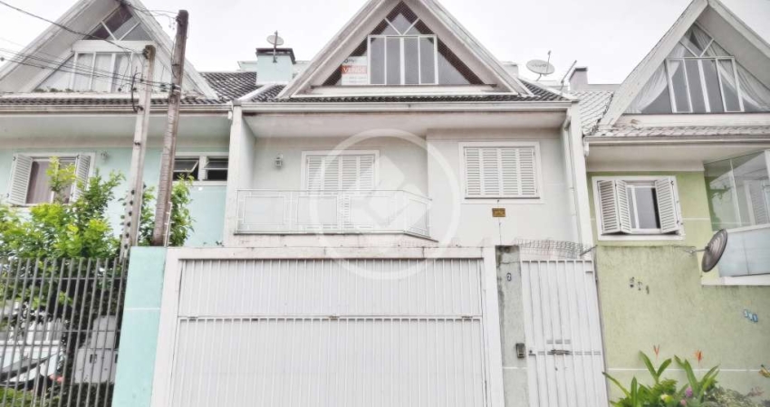 Sobrado Triplex no Santa Quitéria com 3 quartos e 2 vagas próximo a Arthur Bernardes codigo: 108110