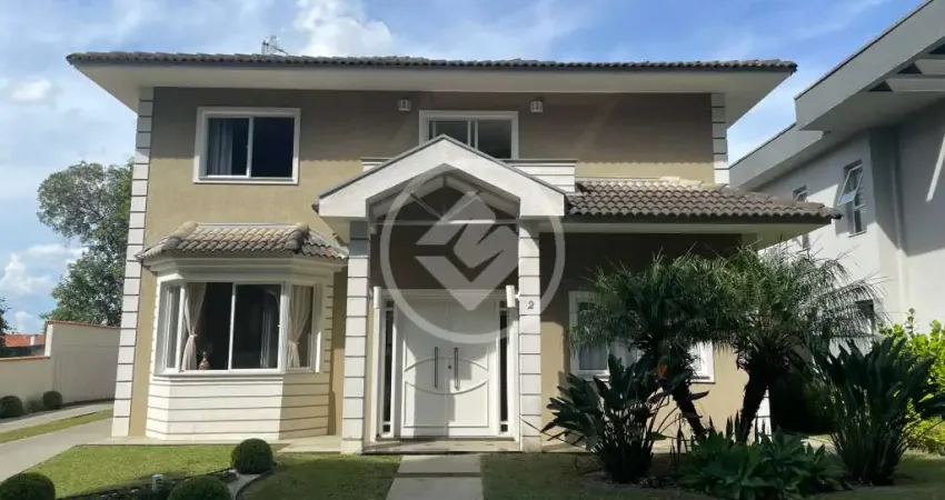 Casa em Condomínio Fechado - 4 Dormitórios sendo (2 suítes ) - 5 Vagas de Garagem codigo: 123273