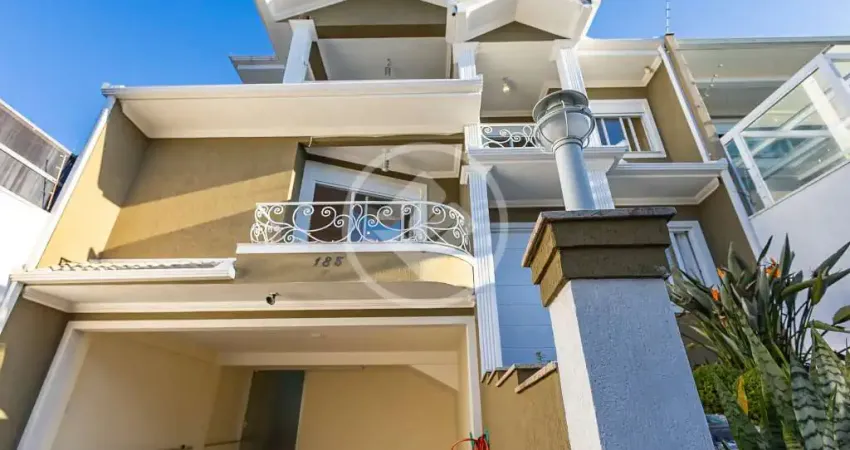 Casa/sobrado - 330m² de área privativa - 4 suítes - 3 vagas codigo: 131900