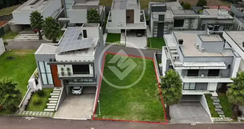 Terreno de 300m² no condomínio horizontal royal santa felicidade codigo: 157683