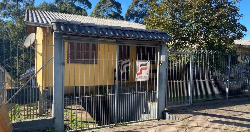 Casa com 3 quartos à venda na Rua Luiz José Capelini, 84, Charqueadas, Caxias do Sul