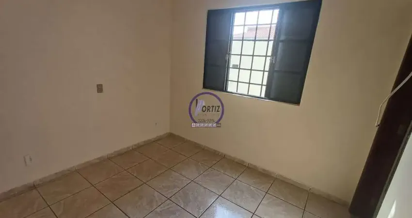 Casa com 2 quartos para alugar na Rua Anísio Castilho de Souza, Vila Carolina, Bauru