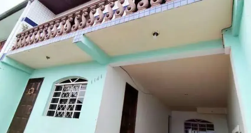 Casa com 5 quartos à venda na Rua Olívio Domingos Leonardi, 1141, Sítio Cercado, Curitiba