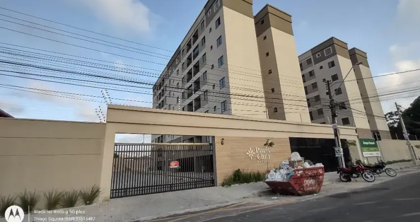 Apartamento com 3 dormitórios no Passaré