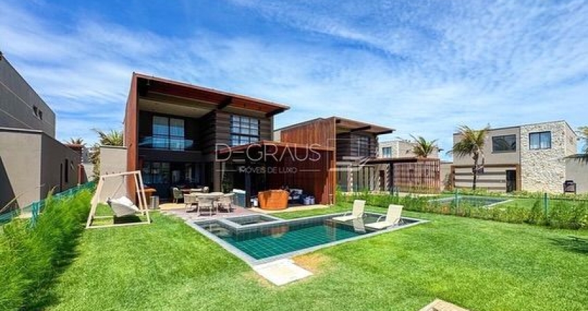 Casa 302m², Em Condomínio, Pé na Areia, 5 Suites Porteira Fechada, Piscina Aquecida C/  Jacuzzi,  4 Vagas