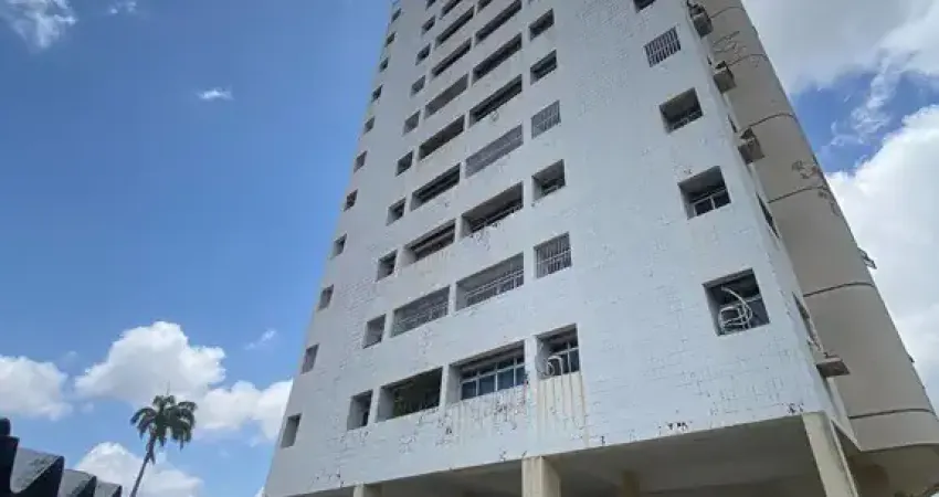 Lindo apto. 110m², papicu, 11 primero andar, 3 quartos sendo 2 suítes, + 1 wc, 2 vagas, 100% nascente