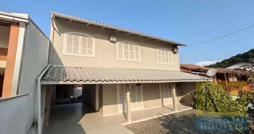 Sobrado com 4 dormitórios à venda, 184 m² por r$ 900.000,00 - praia alegre - penha/sc