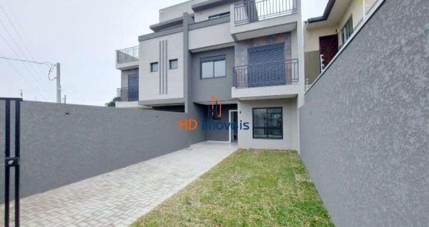 Sobrado frente para rua com 3 quartos (suíte), terraço com churrasqueira à venda por R$ 830.000 - Uberaba - Curitiba/PR