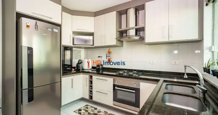 Sobrado à venda, 154 m², hidromassagem, quintal por R$ 698.000 - Jardim das Américas - Curitiba/PR