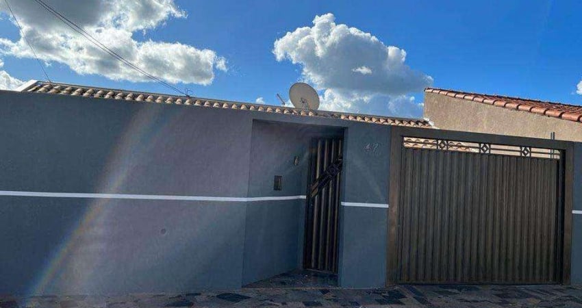 Casa terrea no coophatrabalho com edicula