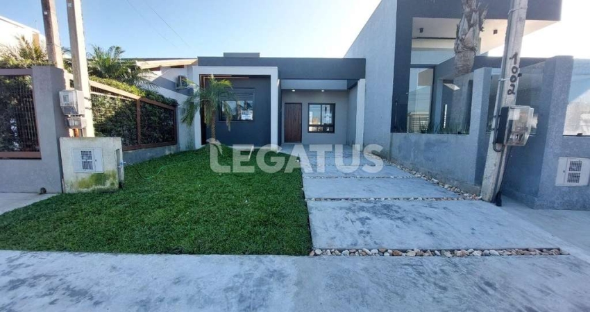 Casa com 2 quartos à venda na Avenida Cristóvão Colombo, 1004, Guarani, Capão da Canoa