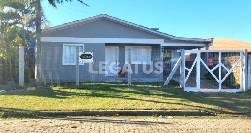 Casa com 4 quartos à venda na Italia, 720, Zona Norte, Capão da Canoa