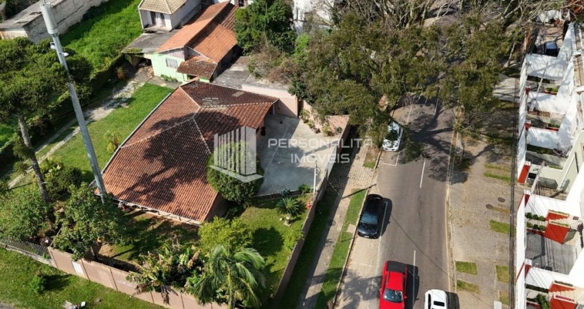 Excelente Terreno para Investimento - Esquina à Venda na Rua Júlia Wanderlei