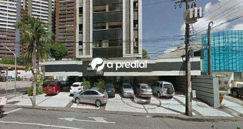 Loja com lavabo, esquina com Rua Carolina Sucupira.