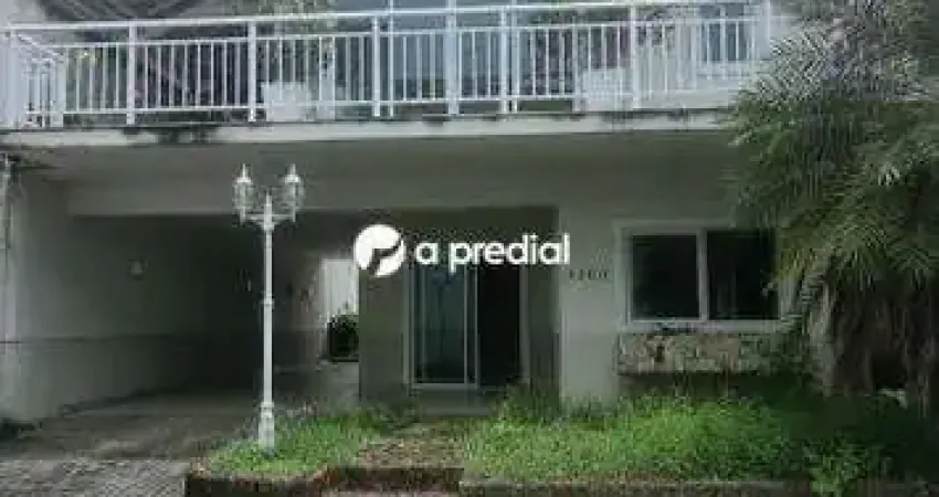 Condomínio de Alto Padrão!!!