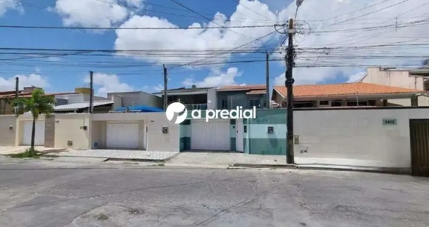 Casa Duplex à venda, 4 quartos, 4 suítes, 3 vagas, Jardim das Oliveiras - Fortaleza/CE