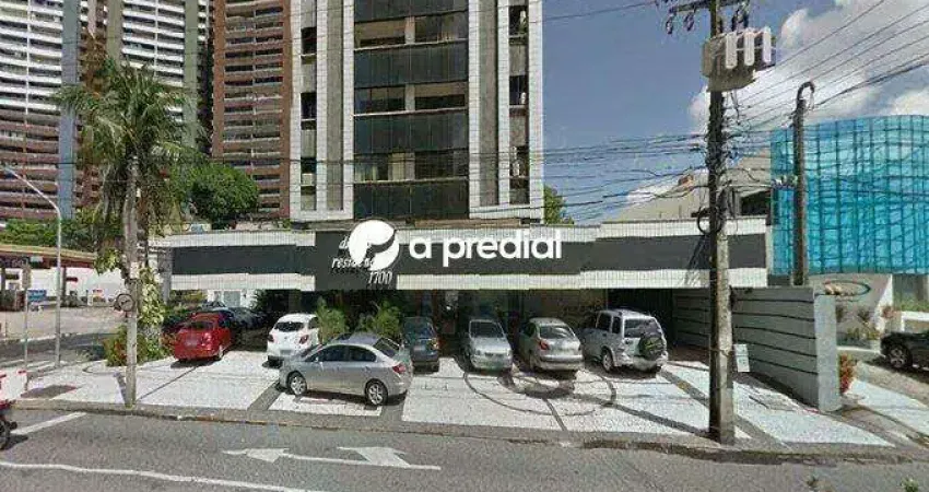 Loja com lavabo, esquina com Rua Carolina Sucupira.
