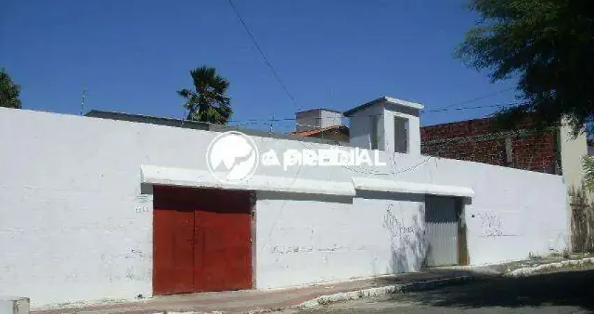 Casa Comercial para aluguel, 5 quartos, 1 suíte, 1 vaga, Fátima - Fortaleza/CE
