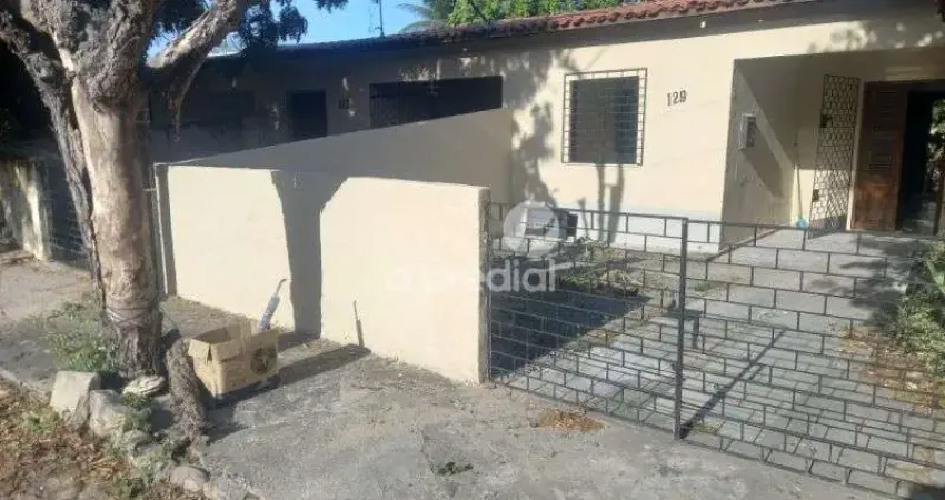 Casa com 2 quartos para alugar no Lagoa Redonda, Fortaleza 