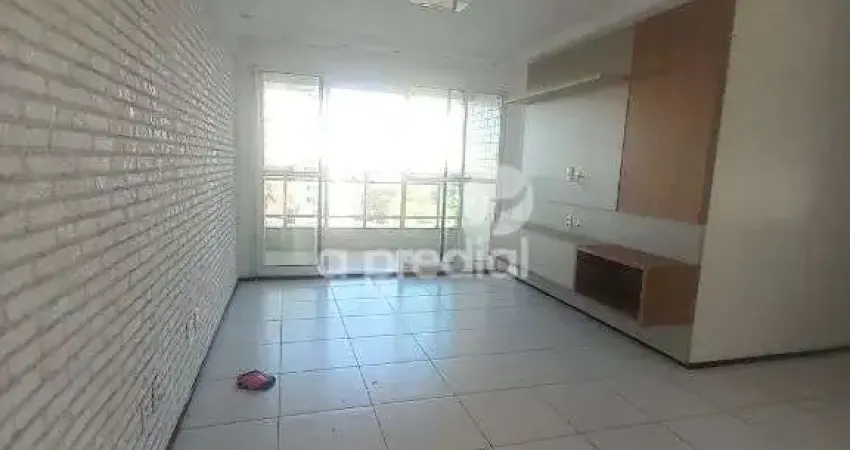 Apartamento com 3 quartos para alugar em Patriolino Ribeiro, Fortaleza 