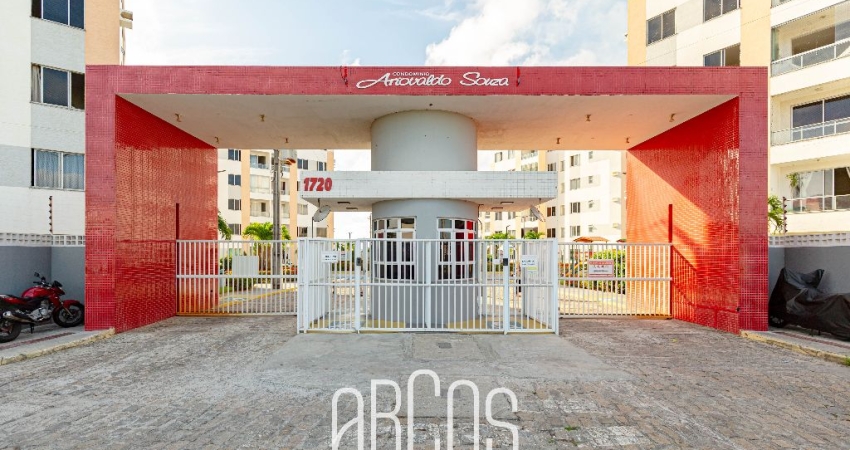 Apartamento no Condomínio Ariovaldo Souza, Aruana, 2 quartos, 70m²