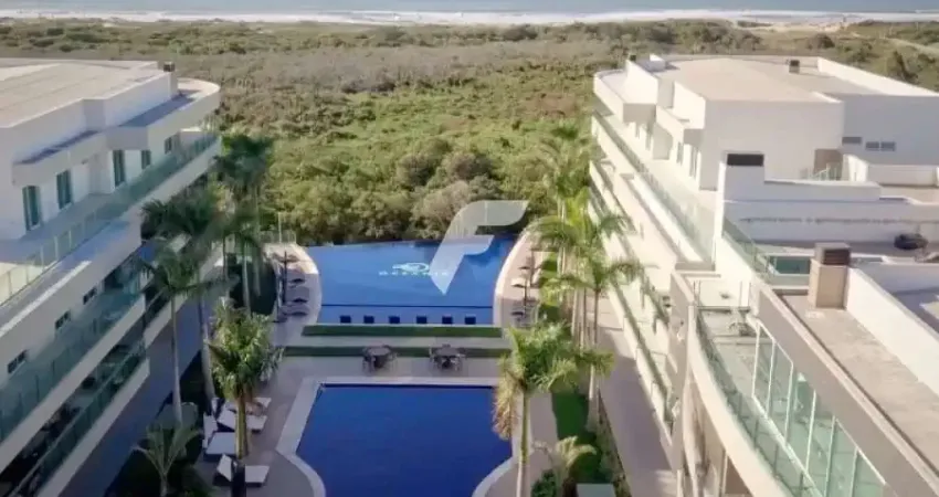 Apartamento totalmente mobiliado e equipado em condomínio com infra completa frente mar no campeche