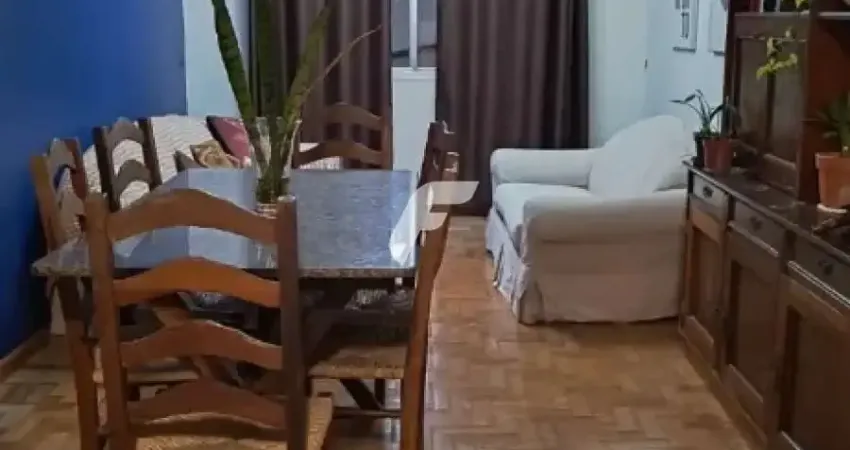 Apartamento apartamento com 3 dormitórios (1 suíte) e vaga de garagem no centro