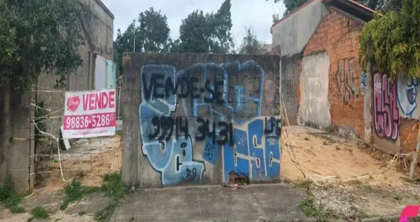 Terreno à venda na Rua Rua 14 Bis, 2, Carianos, Florianópolis