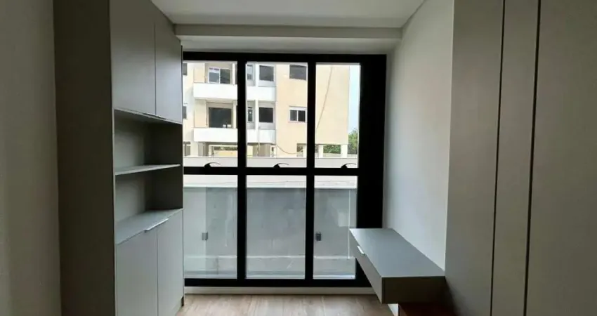 Apartamento de 1 dormitório a 200 metros da praia e próximo do comercio local
