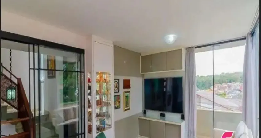 Casa ampla e bem equipada de 3 andares com piscina agronômica- florianópolis= sc