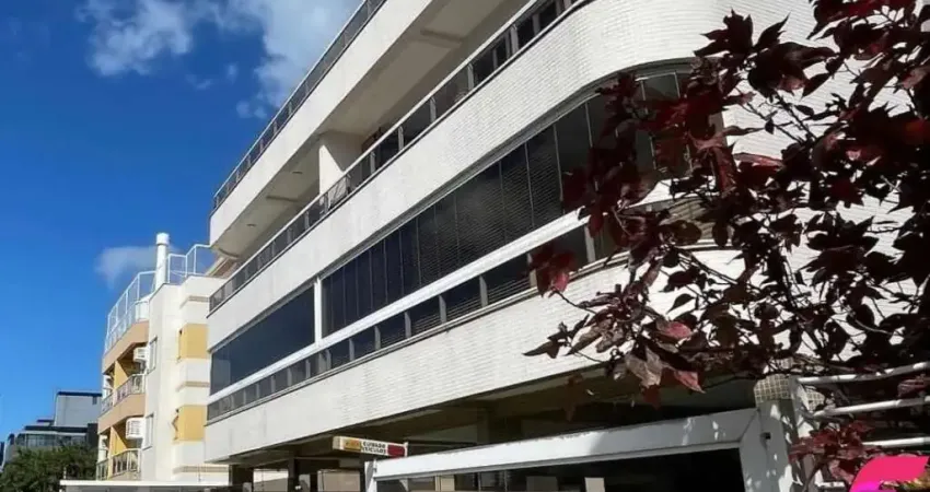 Apartamento 2 quartos e semi-mobiliado a 300 metros da areia no novo campeche