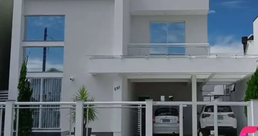 Casa estilo contemporâneo à venda com 4 dormitórios no carianos