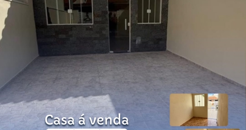 Linda casa a venda em Jacutinga-MG