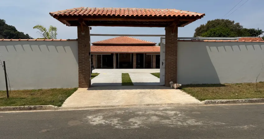 Chácara / sítio com 3 quartos à venda na Praça dos Andradas, Zona Rural, Jacutinga