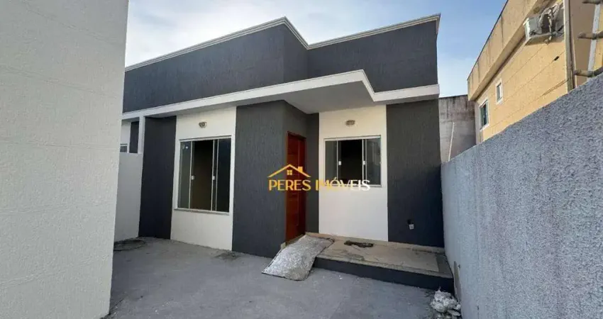 Casa com 2 dormitórios à venda, 73 m² por R$ 300.000,00 - Chácara Mariléa - Rio das Ostras/RJ